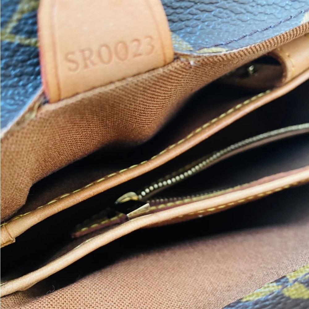 LOUIS VUITTON Monogram Vavin GM - Picture 10 of 11